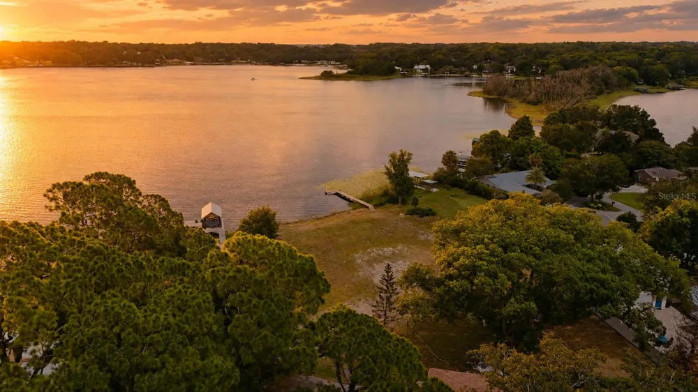 1810 PINEWAY COURT Mount Dora, FL 32757
