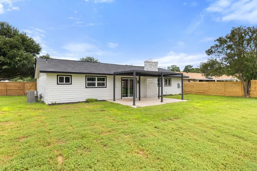 5400 Salem Hill Drive Austin, TX 78745