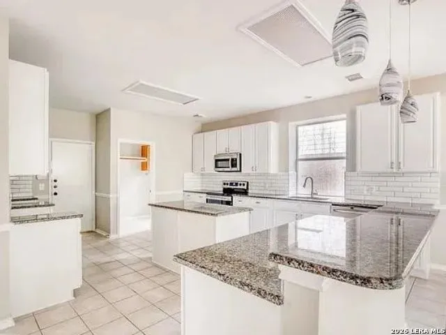 3920 Arroyo Seco Schertz, TX 78154