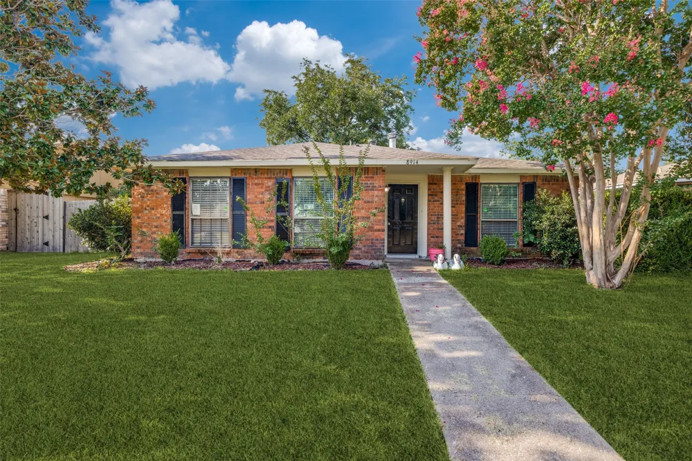 8914 Vernon Drive Rowlett, TX 75088