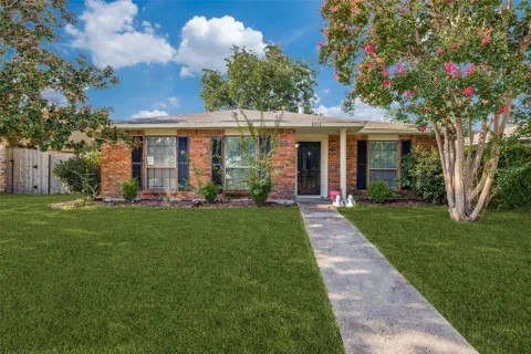 8914 Vernon Drive