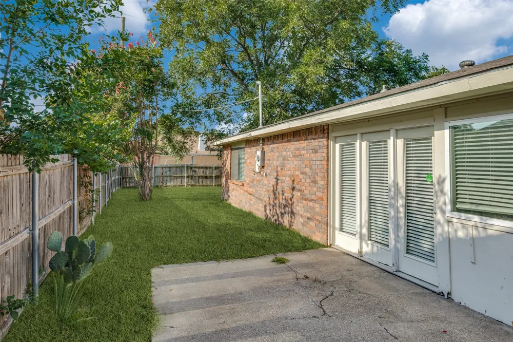 8914 Vernon Drive Rowlett, TX 75088