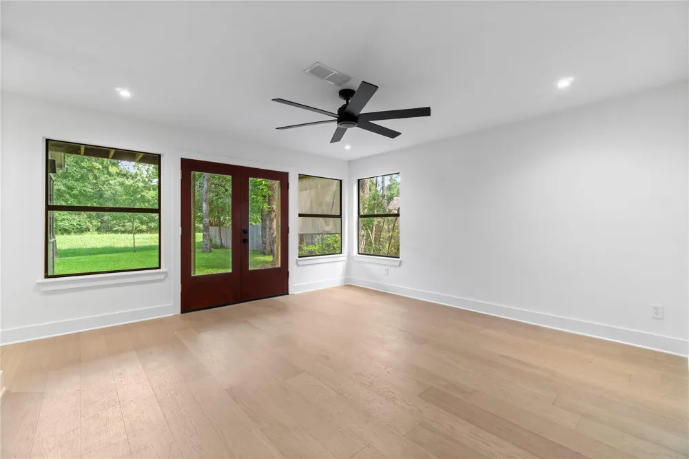 33 Split Rock Court The Woodlands, TX 77381