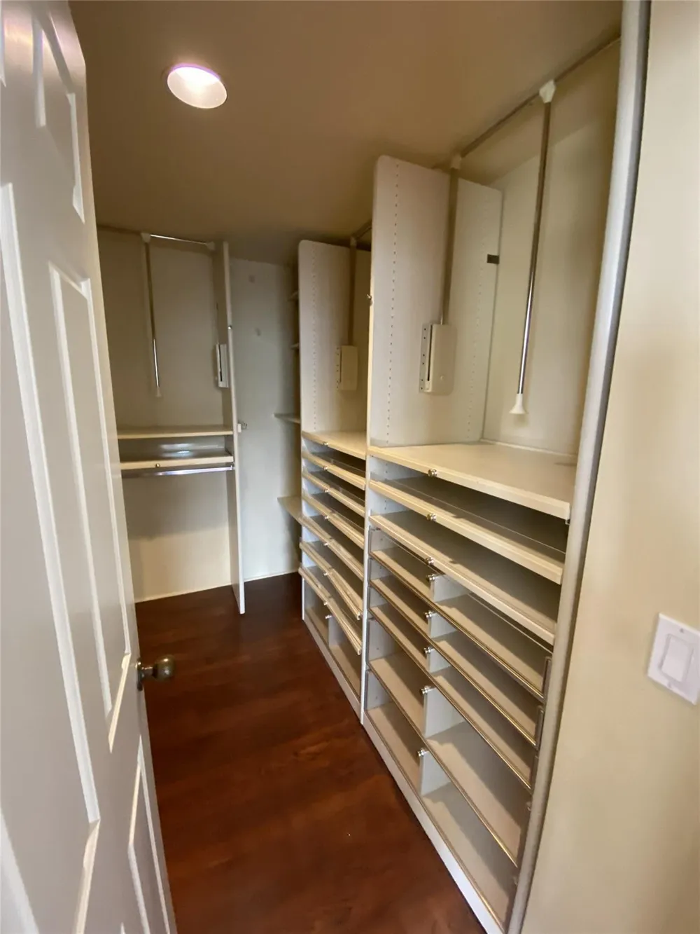 14 Greenway Plaza #13R Houston, TX 77046