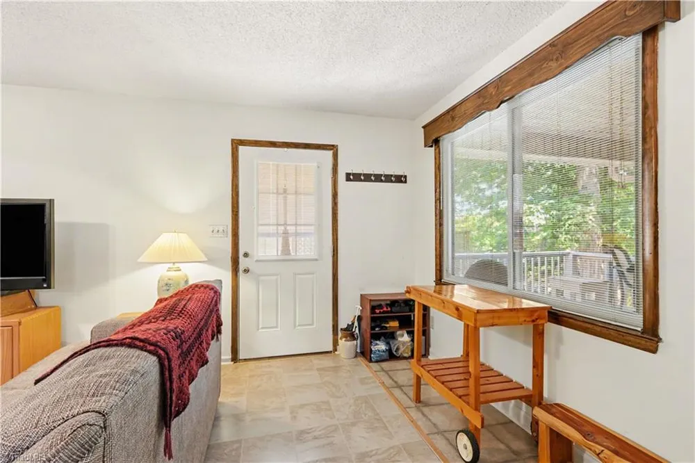 1030 Riverview Road Lexington, NC 27292