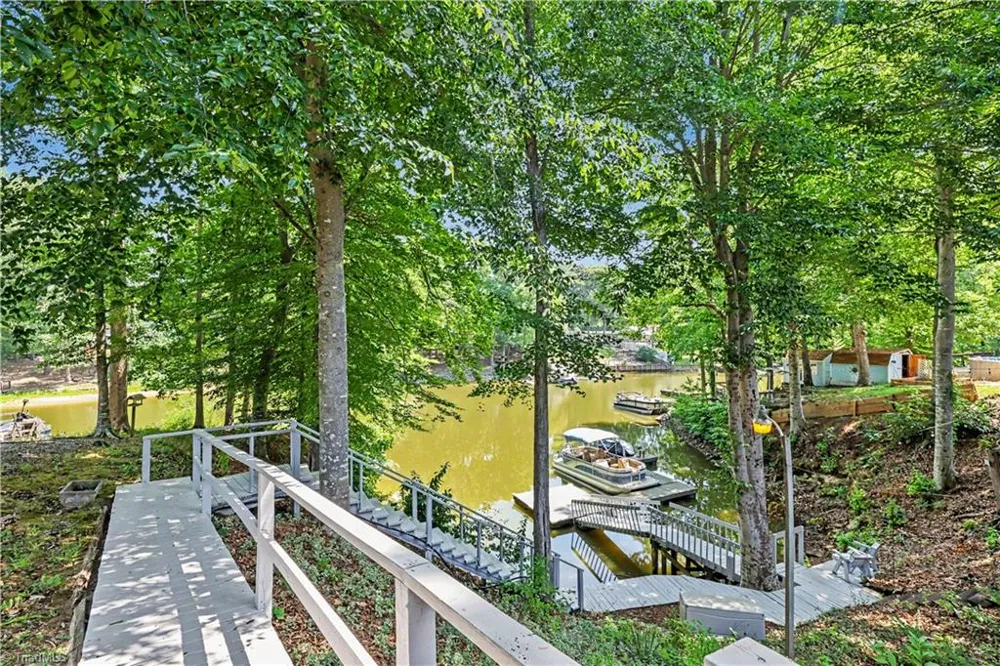 1030 Riverview Road Lexington, NC 27292