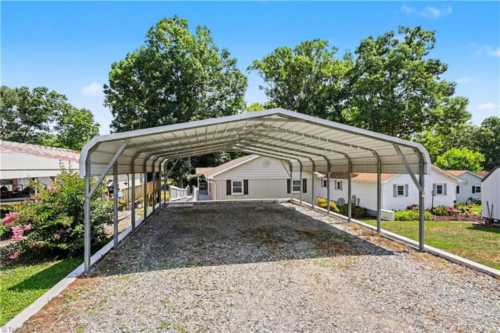 1030 Riverview Road Lexington, NC 27292