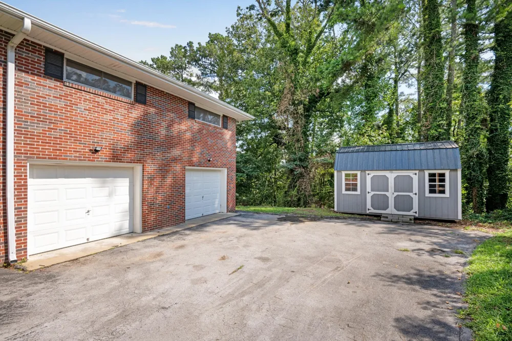 3412 Amber Avenue Chattanooga, TN 37412
