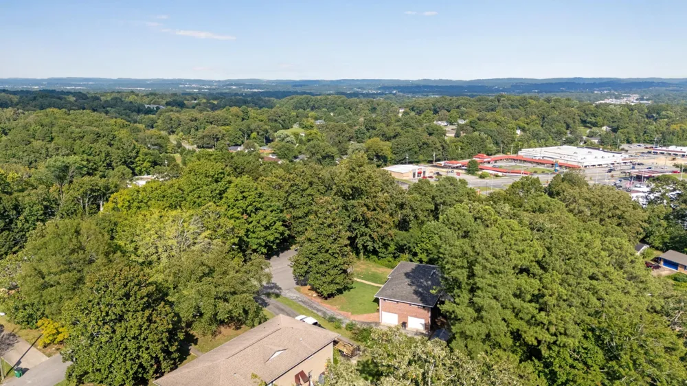 3412 Amber Avenue Chattanooga, TN 37412