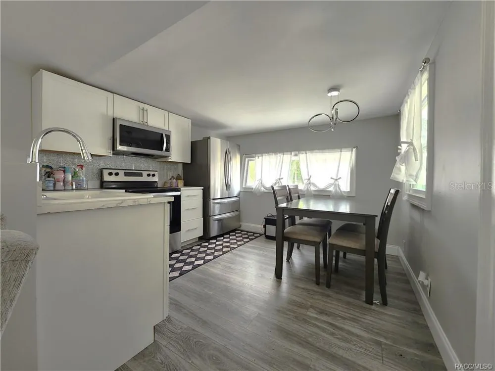 7127 W GROVER CLEVELAND BOULEVARD Homosassa, FL 34446