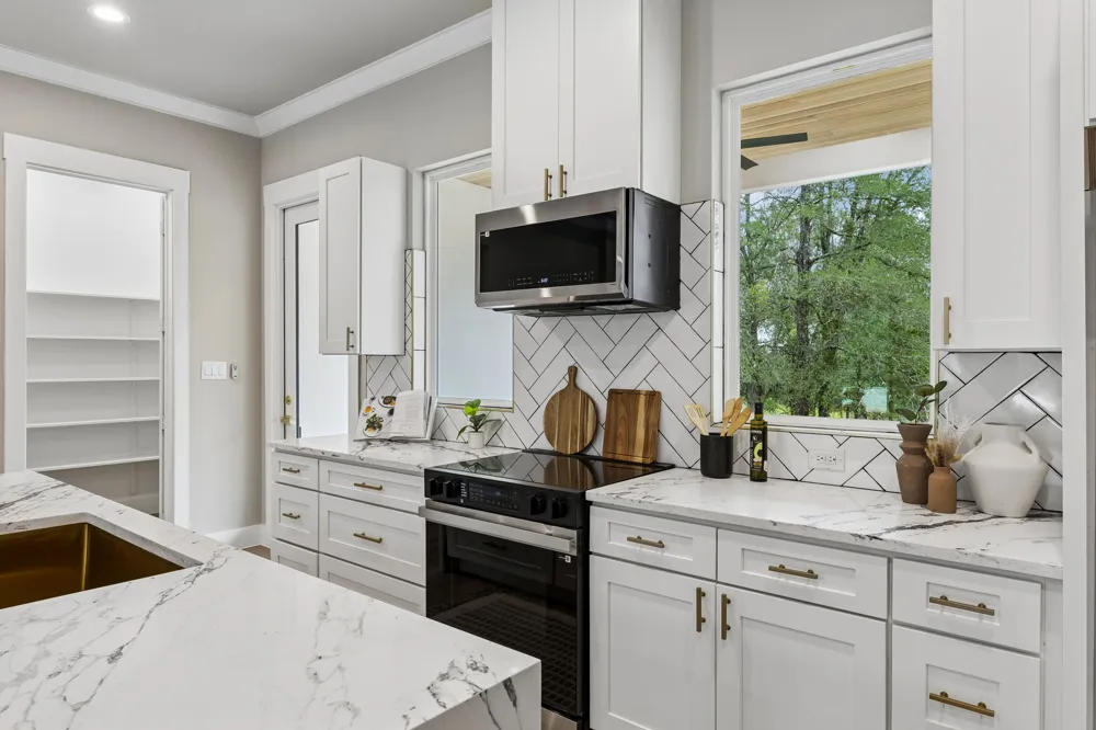 114 Heleakala Drive Bastrop, TX 78602