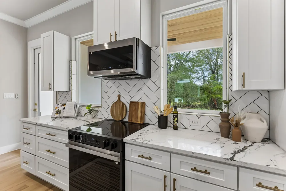 114 Heleakala Drive Bastrop, TX 78602