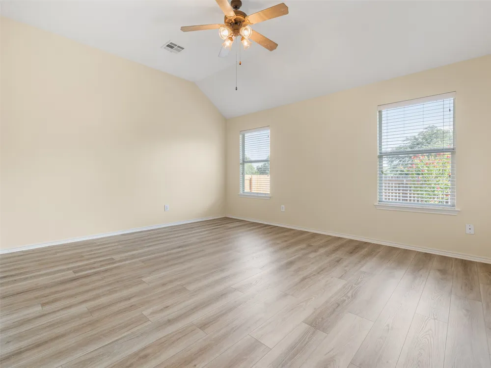 537 Bluehaw Drive Georgetown, TX 78628