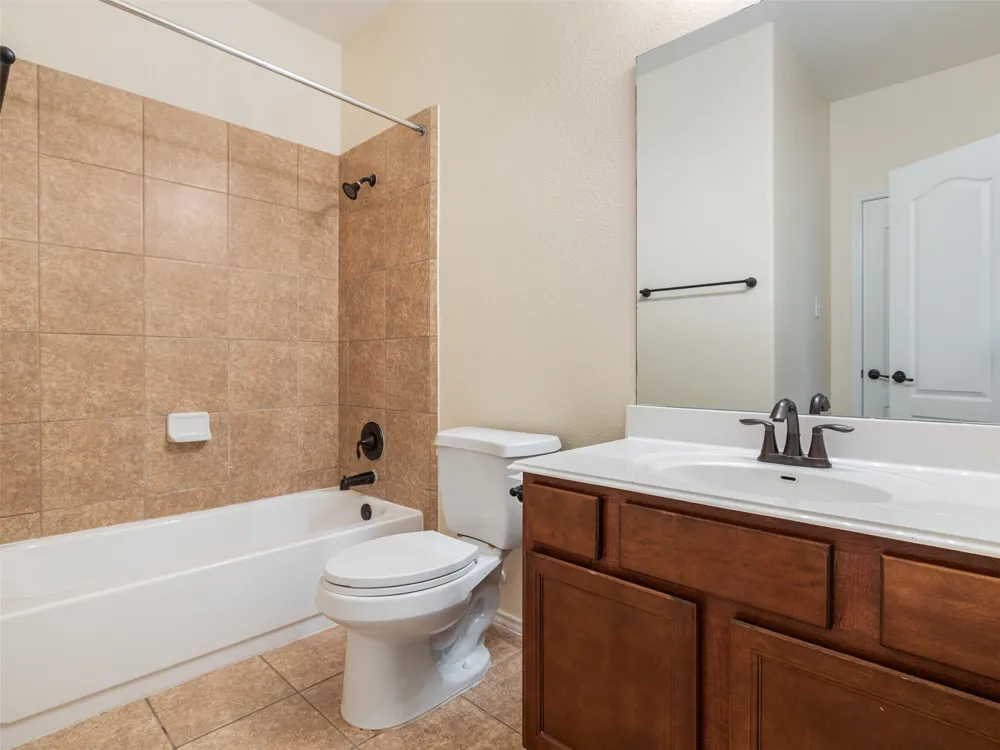 537 Bluehaw Drive Georgetown, TX 78628