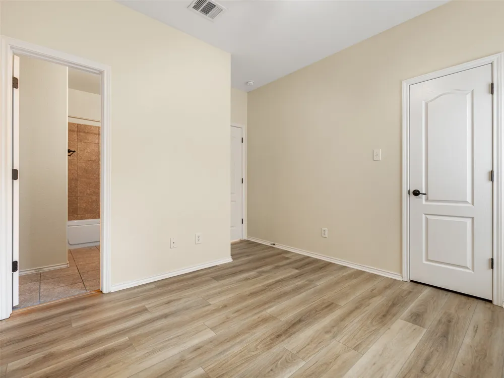 537 Bluehaw Drive Georgetown, TX 78628
