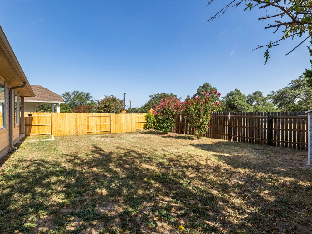 537 Bluehaw Drive Georgetown, TX 78628