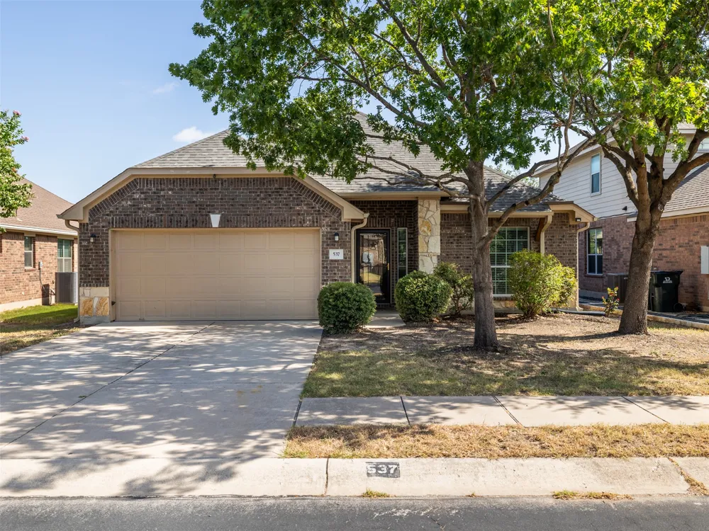 537 Bluehaw Drive Georgetown, TX 78628