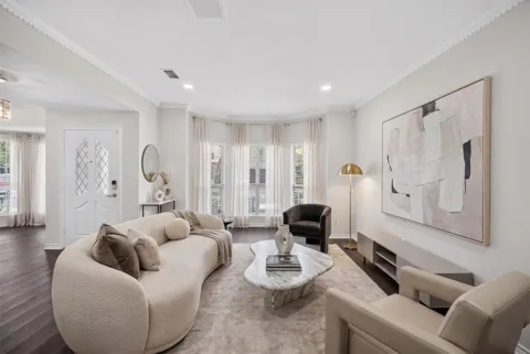 1319 Birkenhead Court
