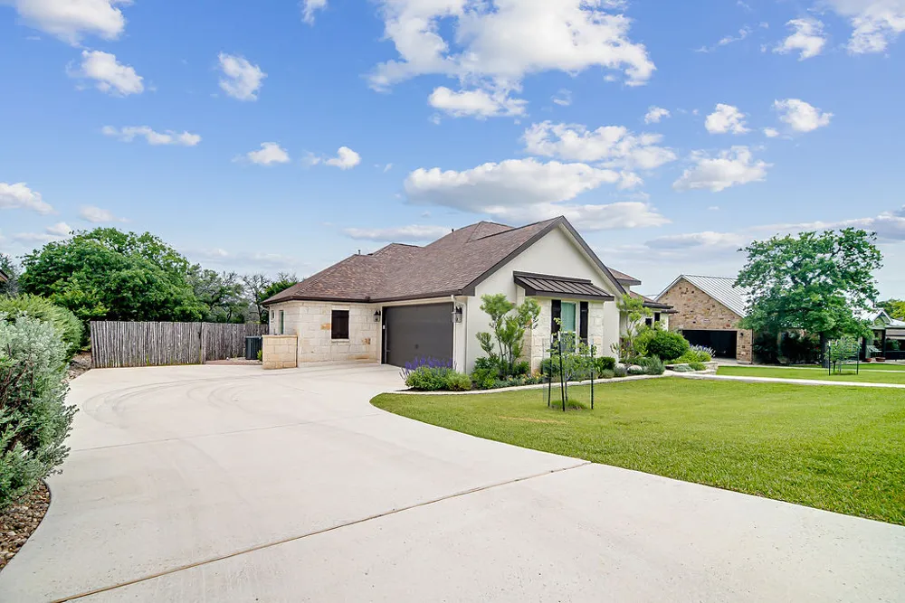2143 Stone Oak Fredericksburg, TX 78624