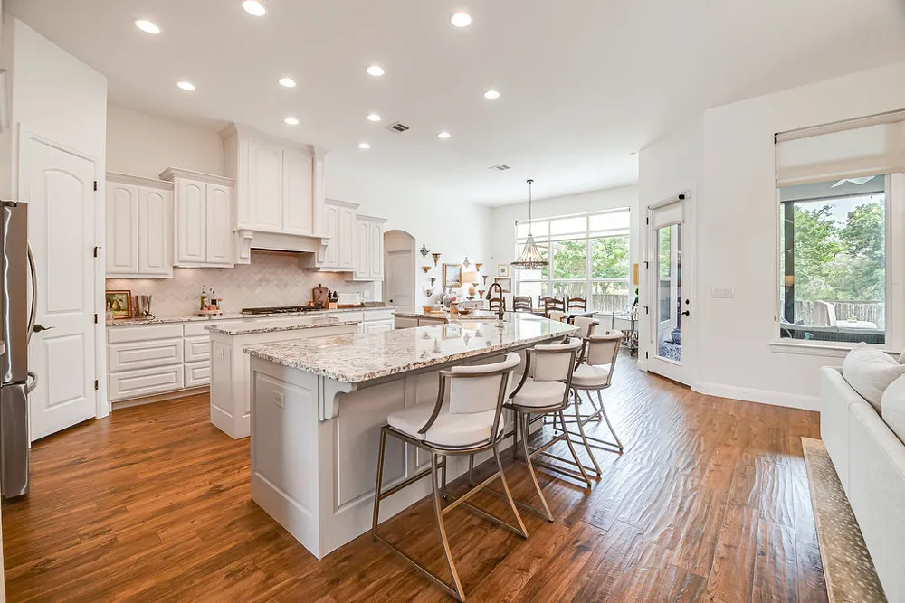 2143 Stone Oak Fredericksburg, TX 78624