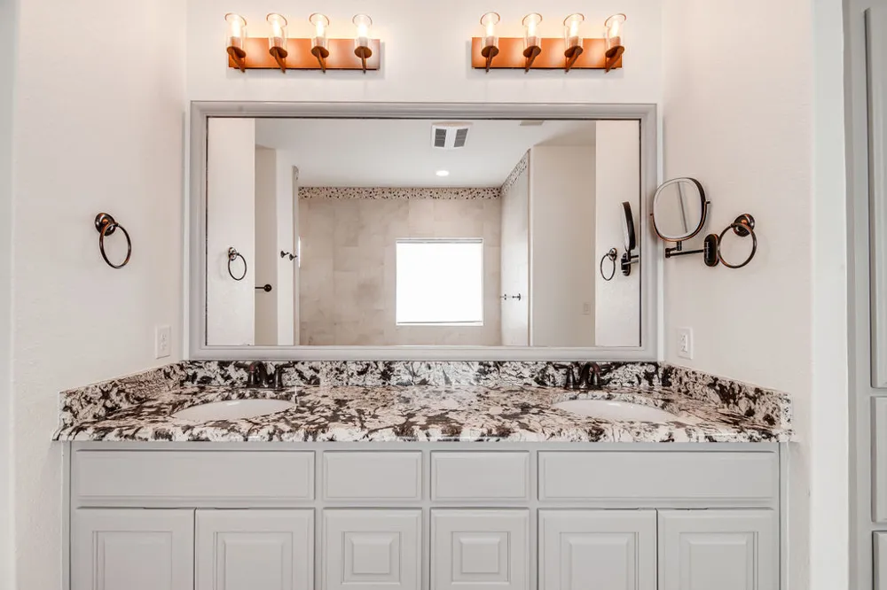 2143 Stone Oak Fredericksburg, TX 78624