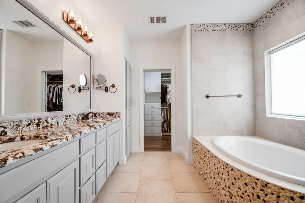 2143 Stone Oak Fredericksburg, TX 78624