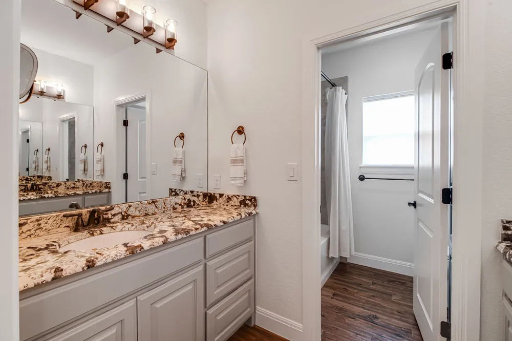 2143 Stone Oak Fredericksburg, TX 78624