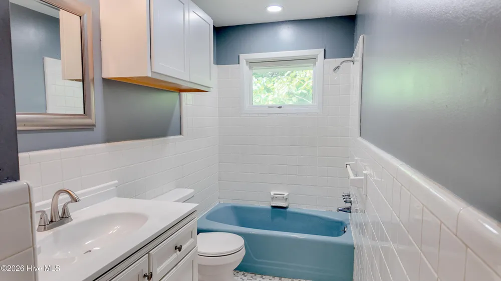 114 Eastover Avenue Clinton, NC 28328