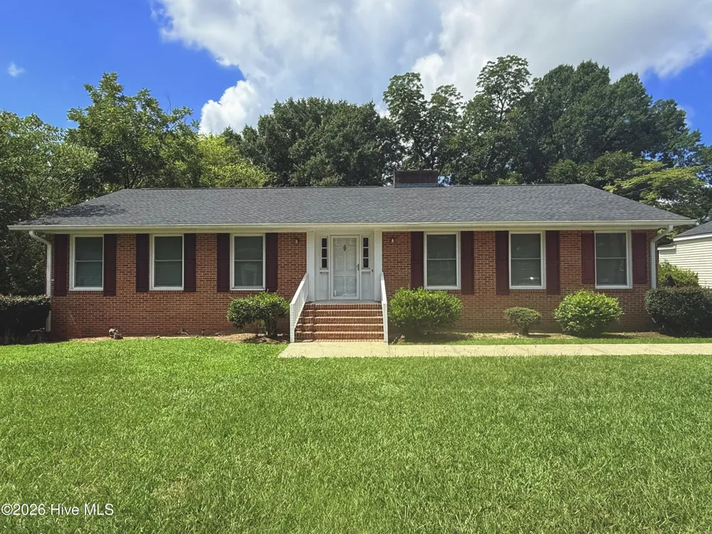 114 Eastover Avenue Clinton, NC 28328