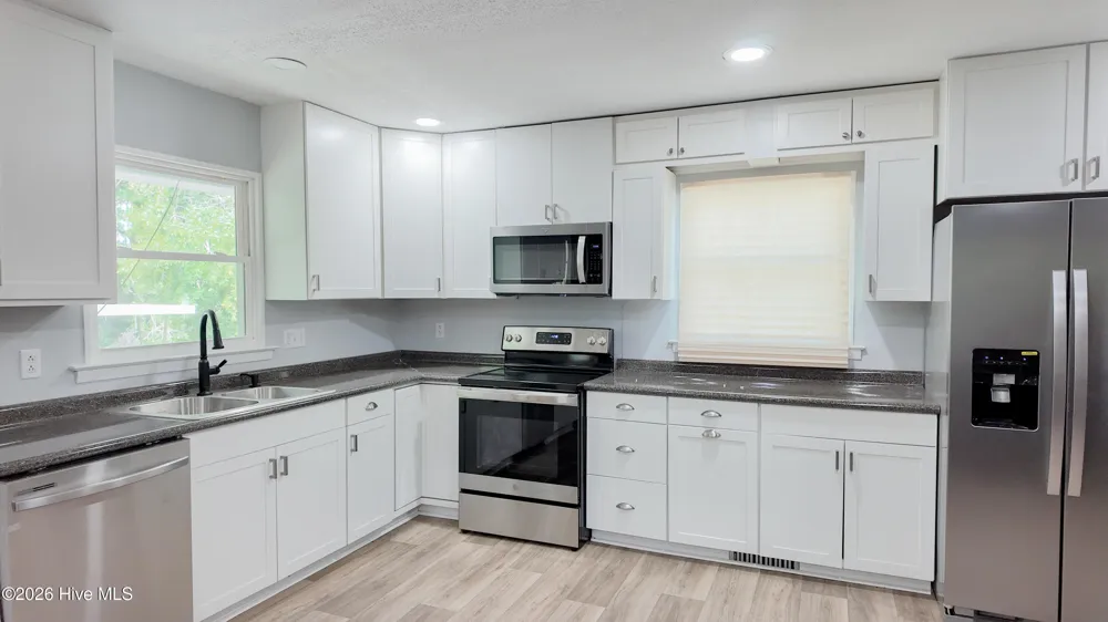 114 Eastover Avenue Clinton, NC 28328