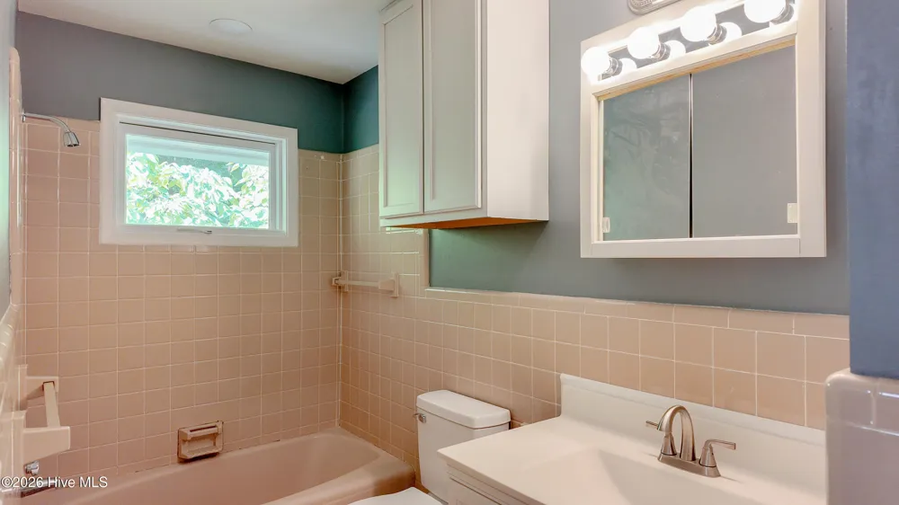 114 Eastover Avenue Clinton, NC 28328