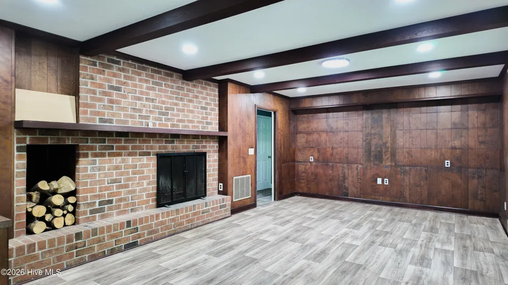 114 Eastover Avenue Clinton, NC 28328
