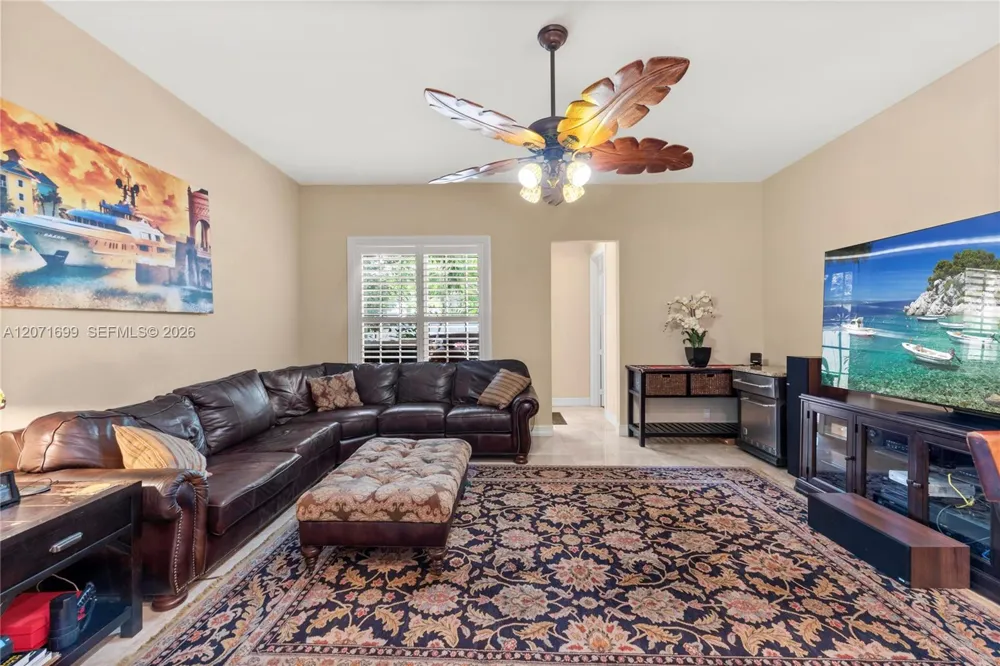 423 SW 16th St Fort Lauderdale, FL 33315