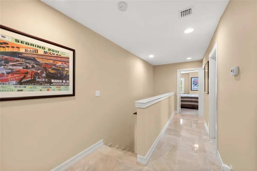 423 SW 16th St Fort Lauderdale, FL 33315