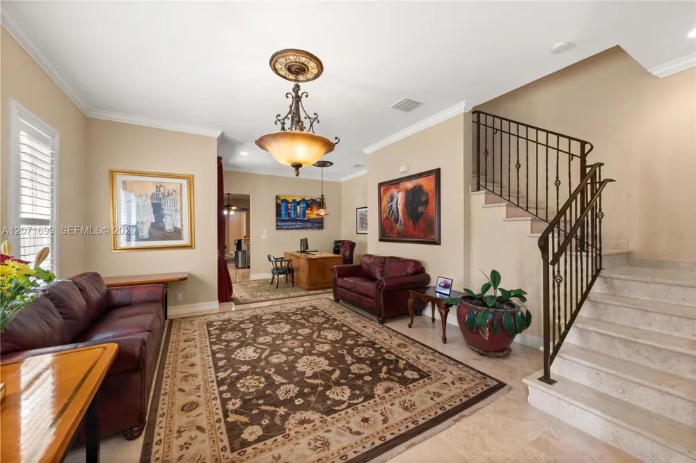423 SW 16th St Fort Lauderdale, FL 33315