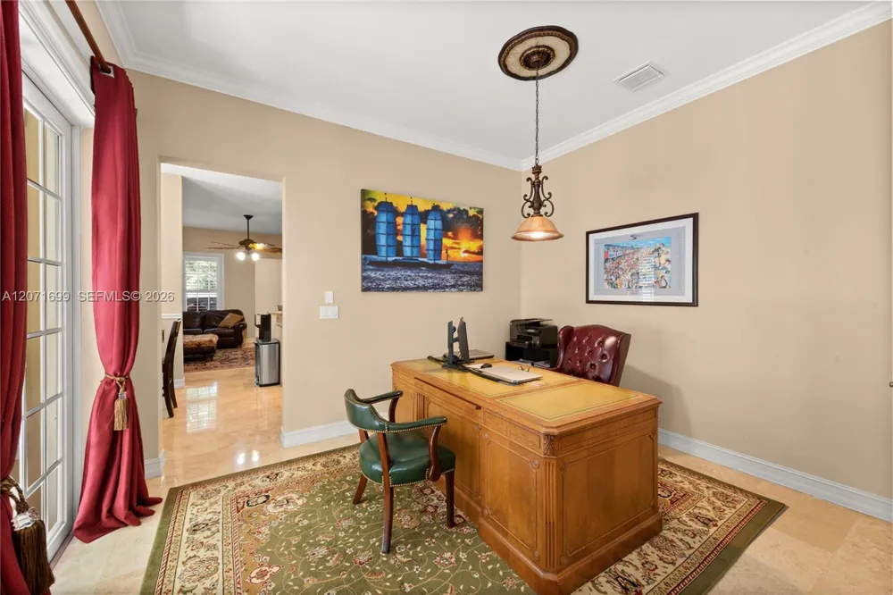 423 SW 16th St Fort Lauderdale, FL 33315