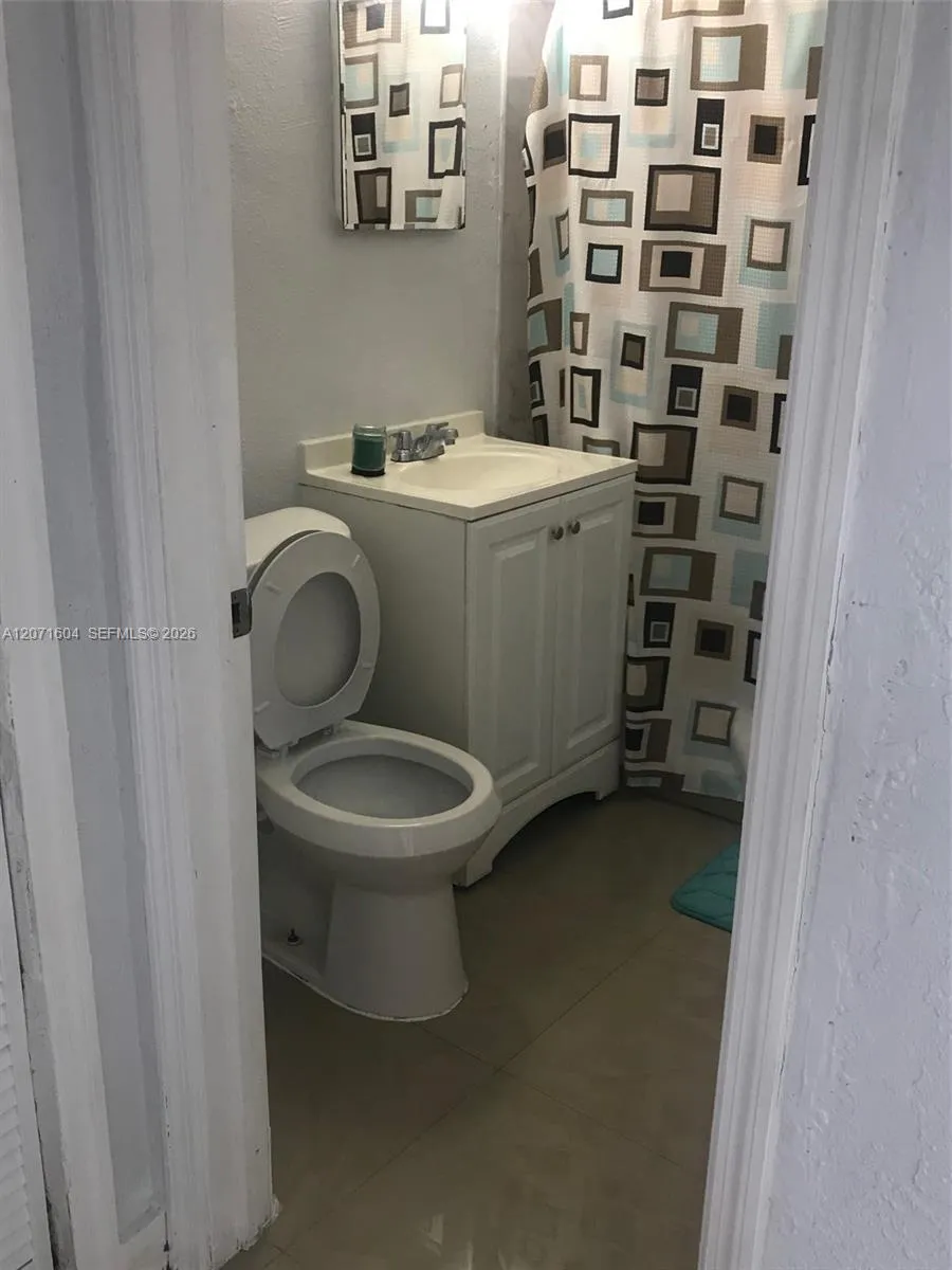 21625 SW 109th Ave Miami, FL 33170