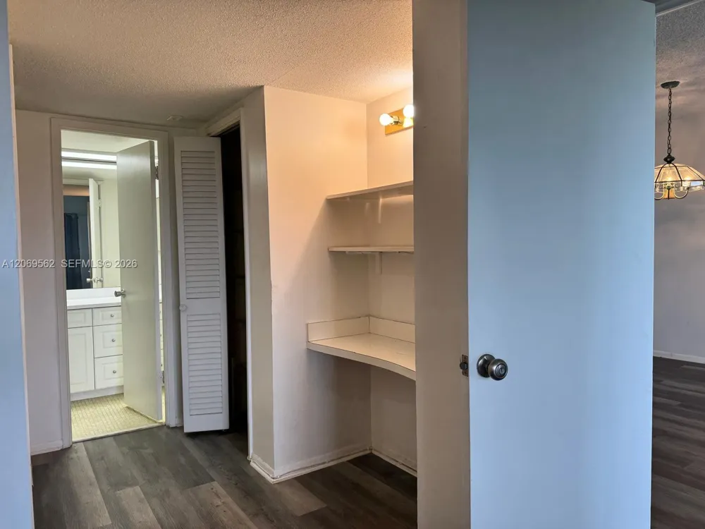 2950 Palm Aire Dr #605 Pompano Beach, FL 33069