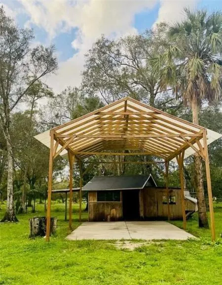 291 22ND STREET NE Naples, FL 34120