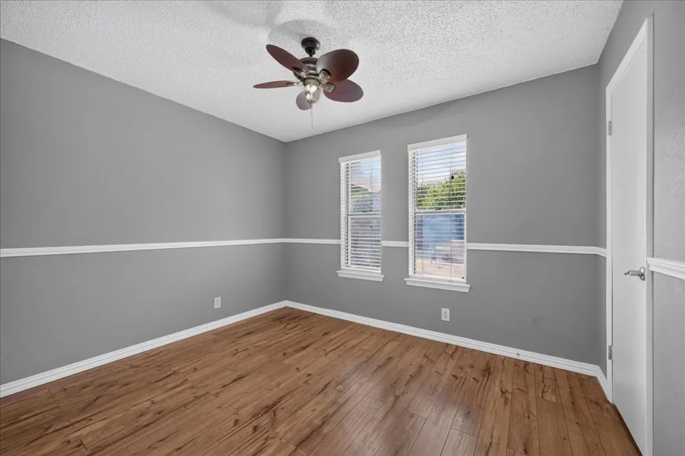 10215 Missel Thrush Drive Austin, TX 78750