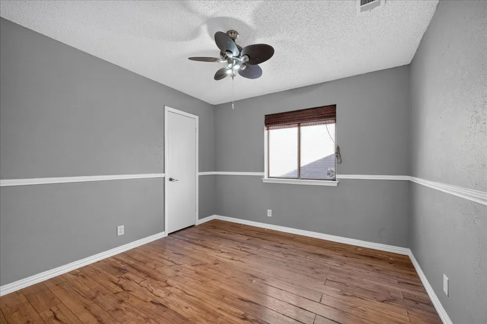 10215 Missel Thrush Drive Austin, TX 78750
