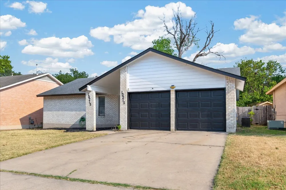 10215 Missel Thrush Drive Austin, TX 78750