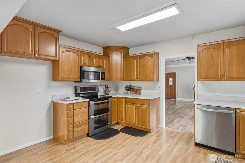 606 16th Avenue Kelso, WA 98626
