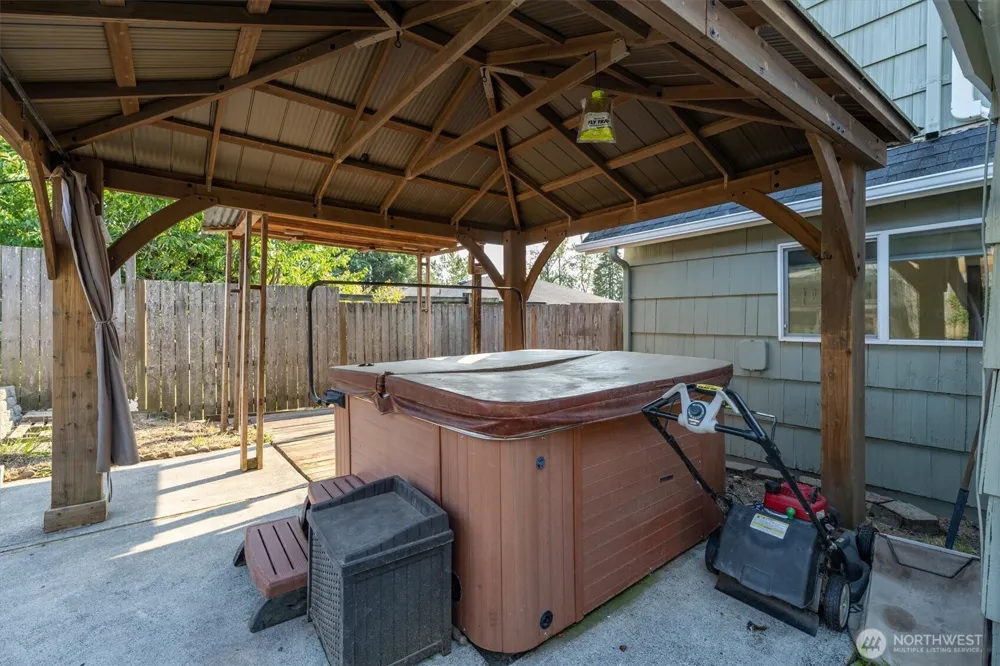 606 16th Avenue Kelso, WA 98626