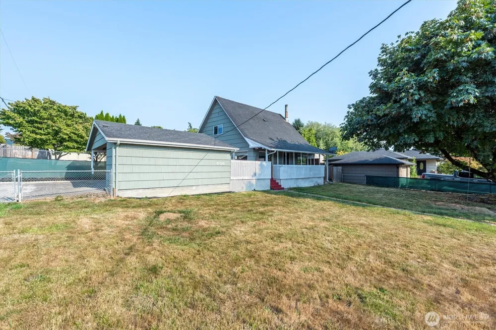 606 16th Avenue Kelso, WA 98626