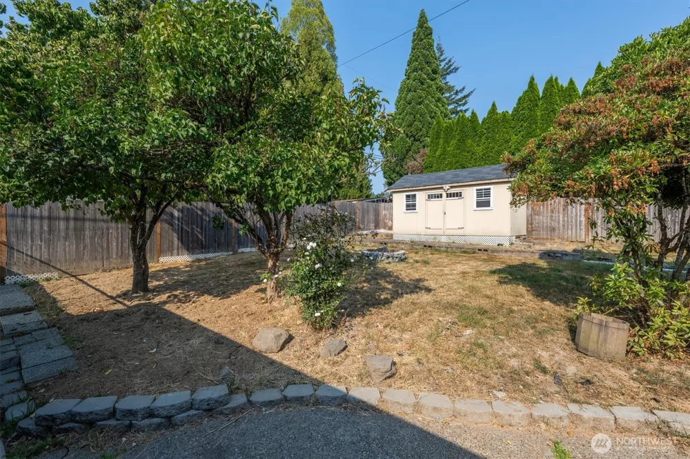 606 16th Avenue Kelso, WA 98626