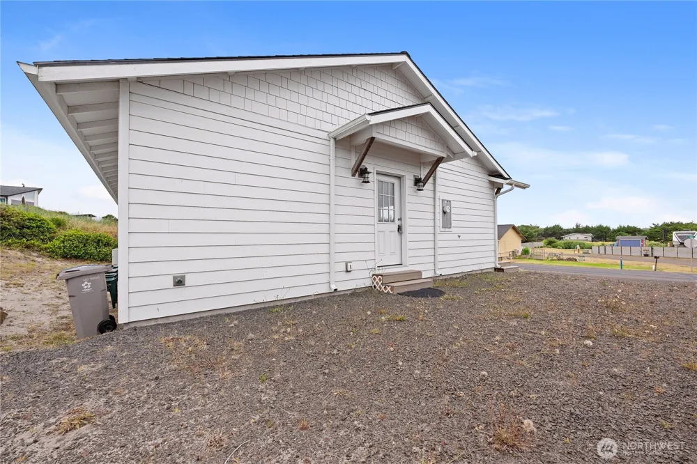 31810 I STREET Ocean Park, WA 98640