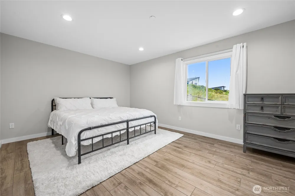 31810 I STREET Ocean Park, WA 98640