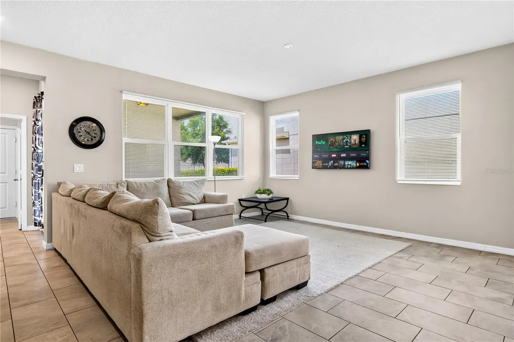 13831 FARELLA ALLEY Windermere, FL 34786