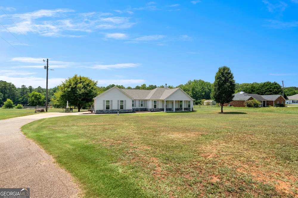 293 High Falls RD Jackson, GA 30233